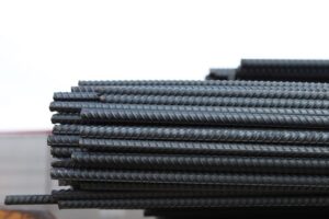 Read more about the article KONTRIBUSI BETON ULIR TERHADAP PENGHEMATAN BAHAN DALAM DESAIN ARSITEK DAN SIPIL