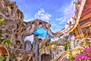 Read more about the article CRAZY HOUSE: KARYA ARSITEKTUR UNIK DAN FANTASTIS DI VIETNAM