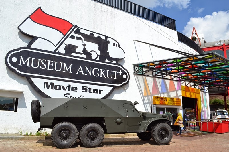 You are currently viewing MUSEUM ANGKUT: SURGA KENDARAAN DAN WISATA EDUKASI OTOMOTIF